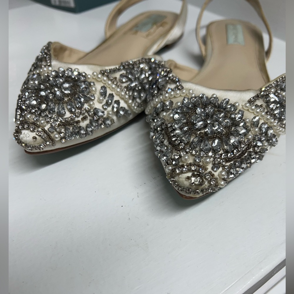 Betsey Johnson flats